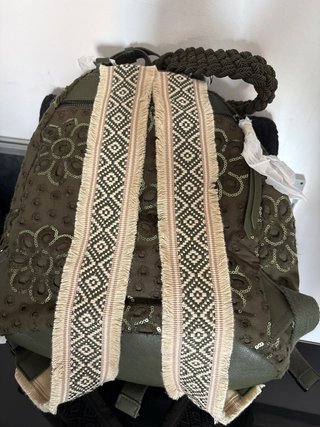 Original Bolso mochila nuevo verde con flores