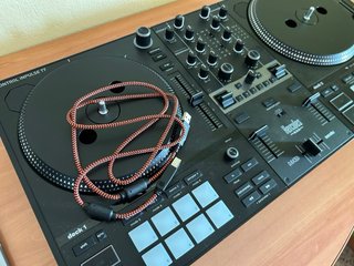 Hercules DJControl Impulse T7 Mesa DJ