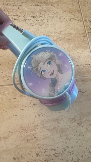 Lote Disney Frozen: Puzle, Auriculares y Figuras