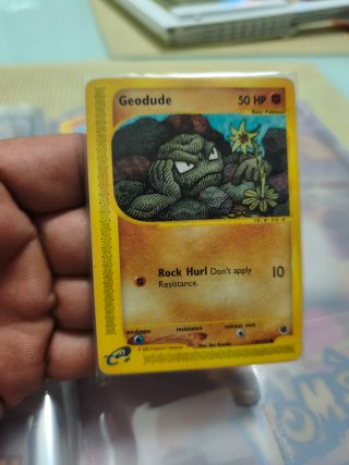 Carta Pokémon Geodude 50 HP