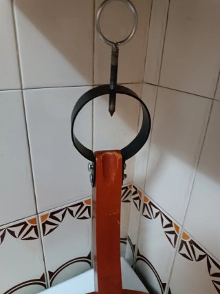 Jamonero de madera