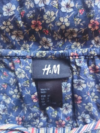 Vestido H&M floral talla S / M