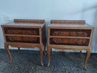 Mesitas de noche antiguas madera y metal