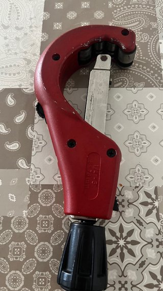 Cortatubos Ironside