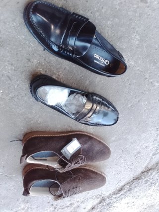 Mocasines de piel negros marca mose,hechos a mano