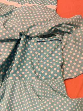 Traje de flamenca azul lunares