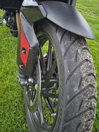 Triumph Tiger 900 GT Pro granate
