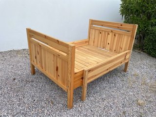 Cama extensible de madera