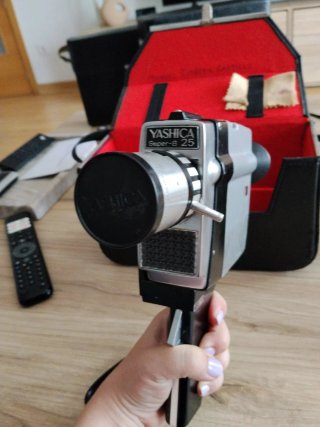 Cámara Super 8 Yashica 25