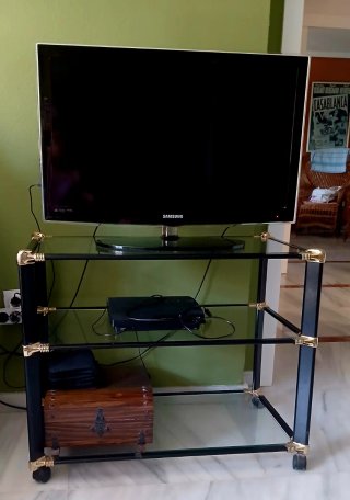 Mesa TV Cristal y Metal
