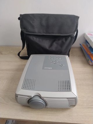 Proyector InFocus LP240