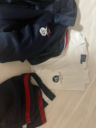 Uniforme Colegio CEIP Martin Chirino talla 12.
