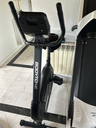Cinta de correr y elíptica BODYTONE