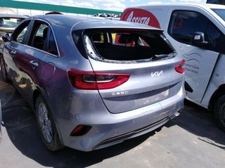 Faro derecho kia ceed business 2904076