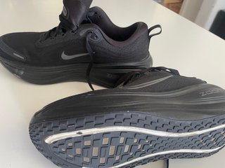 Nike Vomero 18 Zapatillas Negras