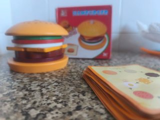 Hamburguesa de juguete