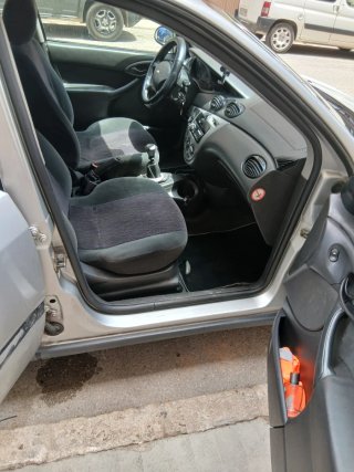 Ford Focus 2000