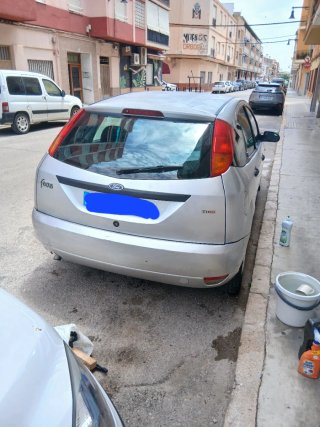 Ford Focus 2000