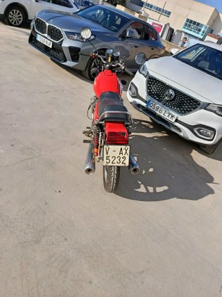 Moto Guzzi V 50 Roja
