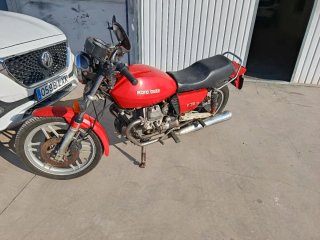 Moto Guzzi V 50 Roja