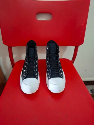 Converse Chuck Taylor Plataforma Negras