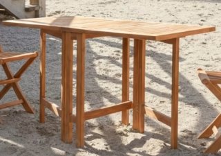 Mesa y 2 sillas de madera para terraza