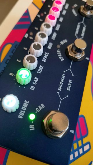 M-Vave Cube Baby Bass - Multieffetto/Preamp basso