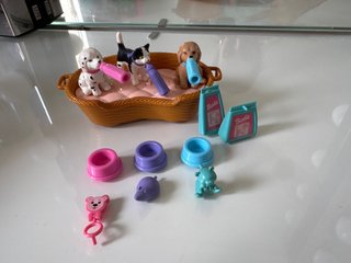 Barbie Juego Cachorros y Gatito
