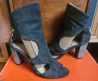 Sandalias botín de ante azul/gris oscuro Zara T39