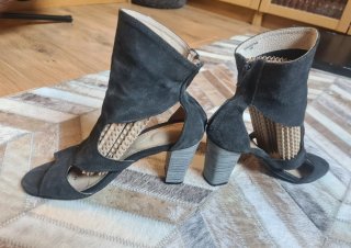 Sandalias botín de ante azul/gris oscuro Zara T39