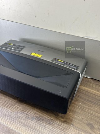 Proyector Hisense Láser TV 88L5VG