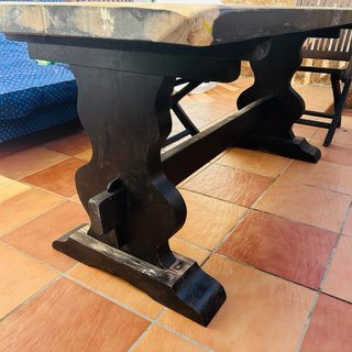 Mesa de madera pino robusta