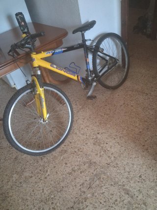 Bicicleta de Montaña CONOR AF100 Amarilla
