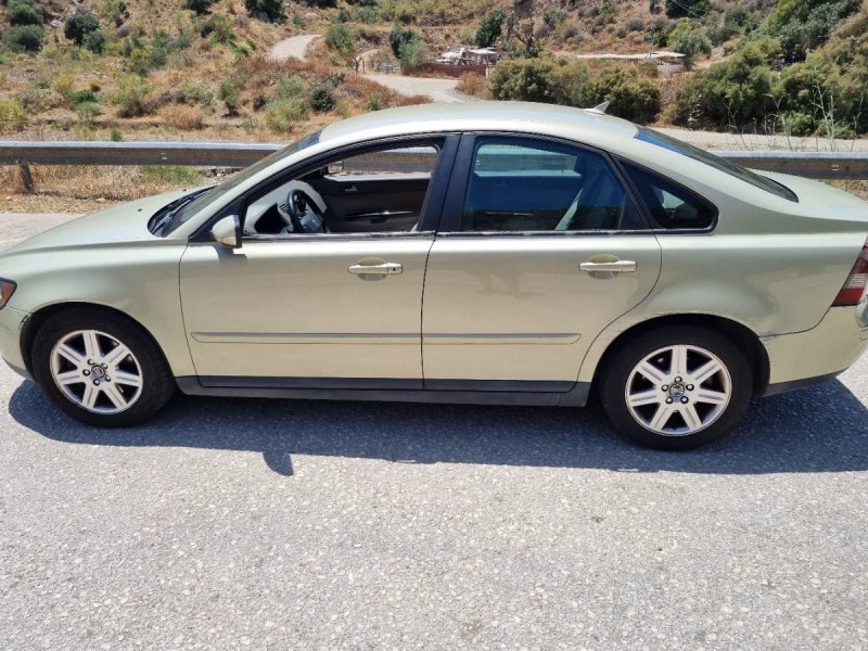Volvo S40 2004 - foto 1