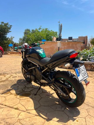 Kawasaki ER-6N Naked Negra
