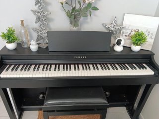 Piano Eléctrico Yamaha Clavinova CLP-625