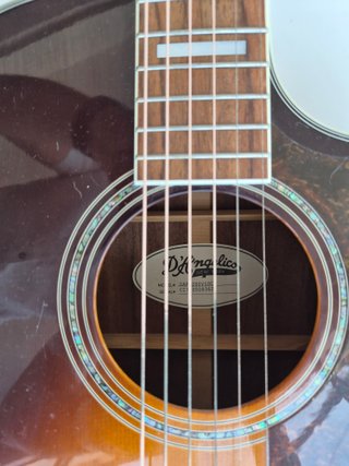 Guitarra Electroacústica + Estuche Rígido