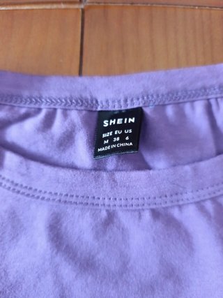 Conjunto 2 Camisetas SHEIN Morado y Amarillo