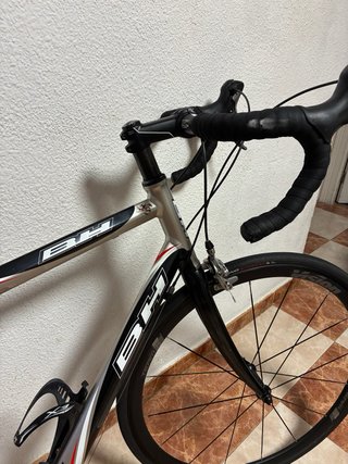 Bicicleta Carretera BH Ruedas Vision Shimano 105