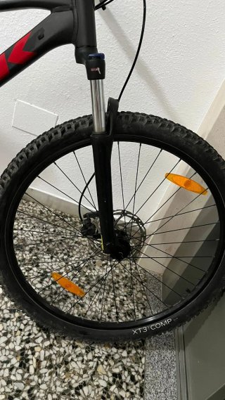 Bici de Montaña Negra