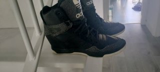 Zapatillas Adidas reflectantes con cuña interior