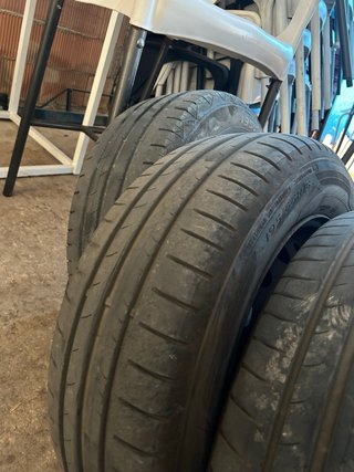 Llantas 4 tornillos 195/65R15