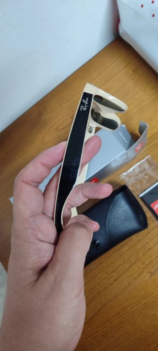 Gafas Ray-Ban Negras y Blancas