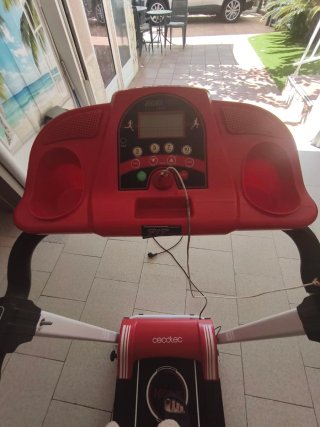 Cinta de correr Cecotec 1000W