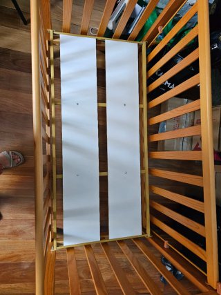 Cuna de madera