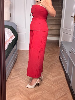 Conjunto pantalón y top rojo
