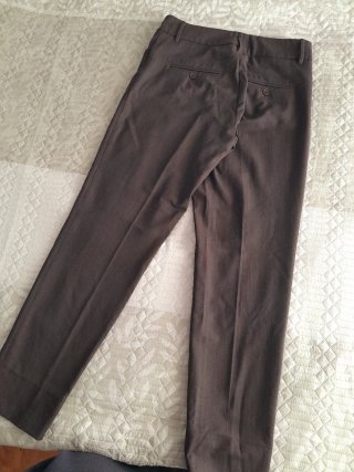 Pantalón gris