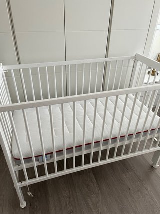 Cuna blanca Zara Home + colchon ecus pingu tech