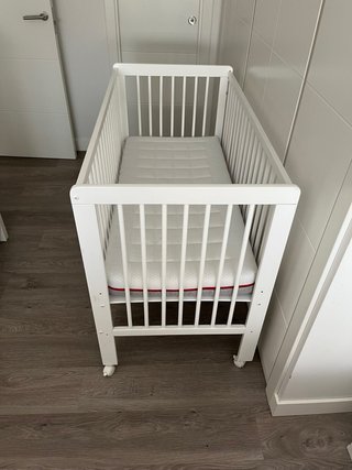 Cuna blanca Zara Home + colchon ecus pingu tech