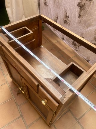 Mueble de lavabo de madera roble oscuro